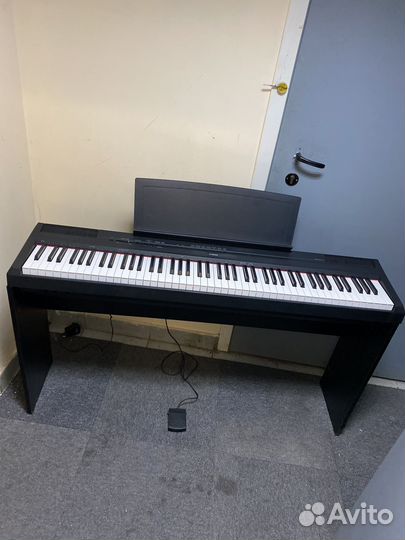 Цифровое пианино yamaha p115 +стойка