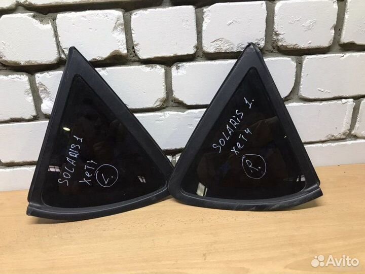 Стекло глухое заднее Hyundai Solaris LN40