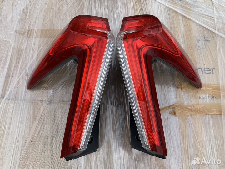 Фонари в крылья Хонда цр-В 5
