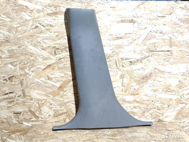 Обшивка стойки левая Subaru Forester S11