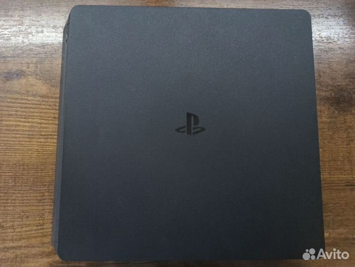 Sony playstation 4 PS4 slim 500gb + 2 геймпада