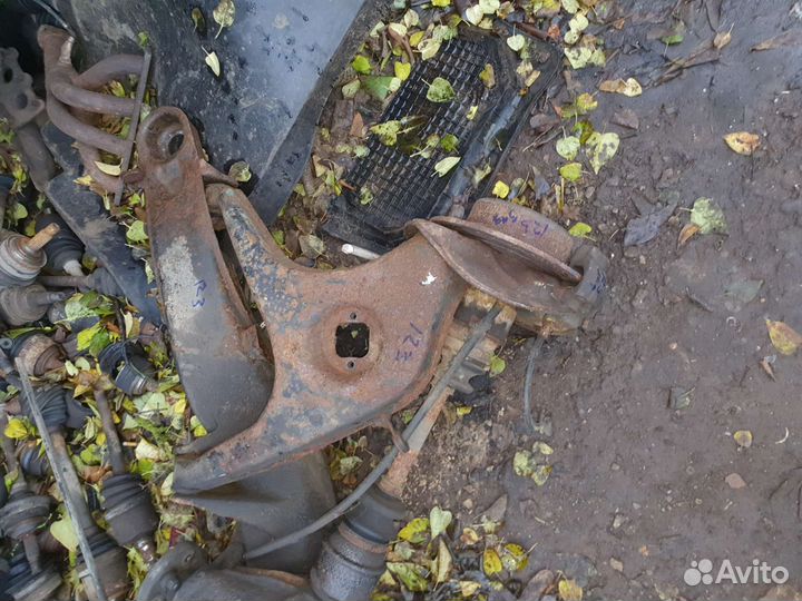 Задняя ходовая в сборе на мерседес 123 дизель