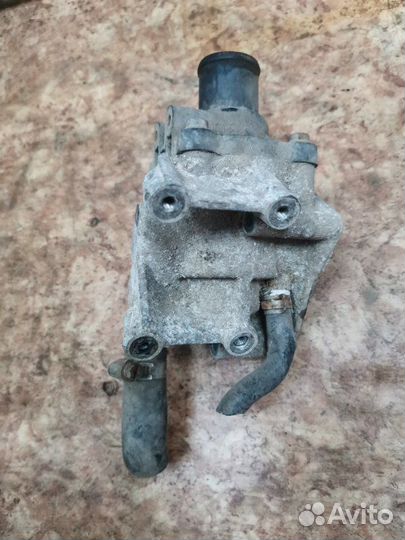 Корпус термостата Chery Bonus лифтбек 1.5 A13 2011