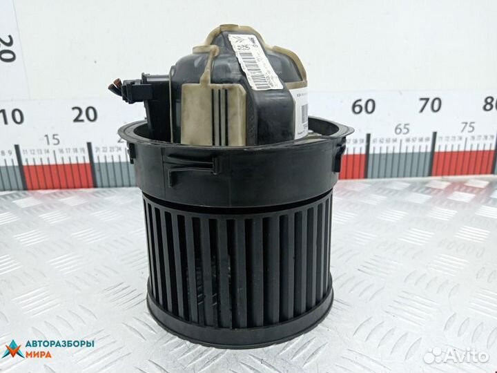 Моторчик печки Peugeot 308 T7 2008 6441Z7