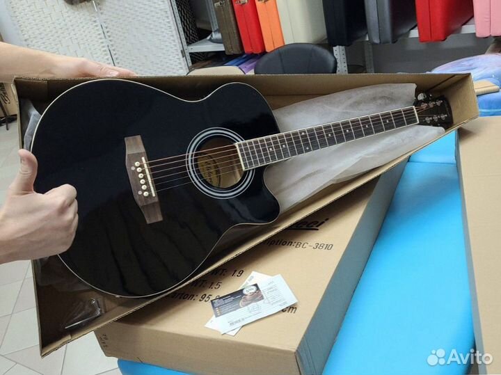 Гитара акустическая