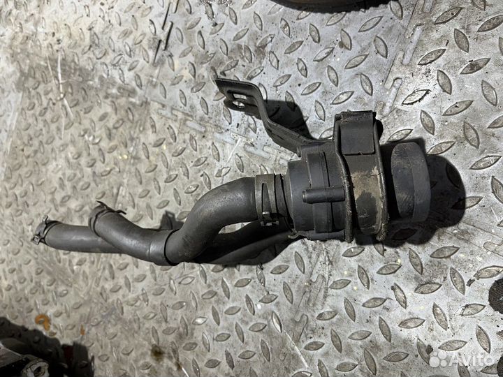 Насос водяной (помпа)