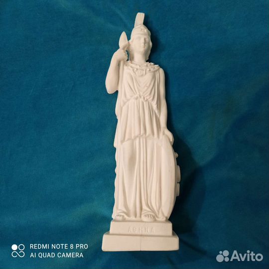 Статуэтка Афина