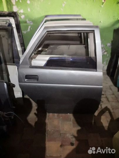 Дверь задняя правая ваз 2110