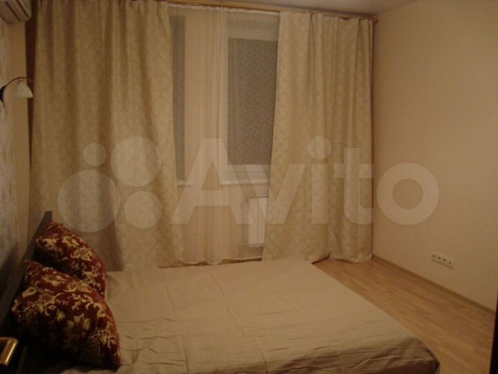 2-к. квартира, 67 м², 13/17 эт.