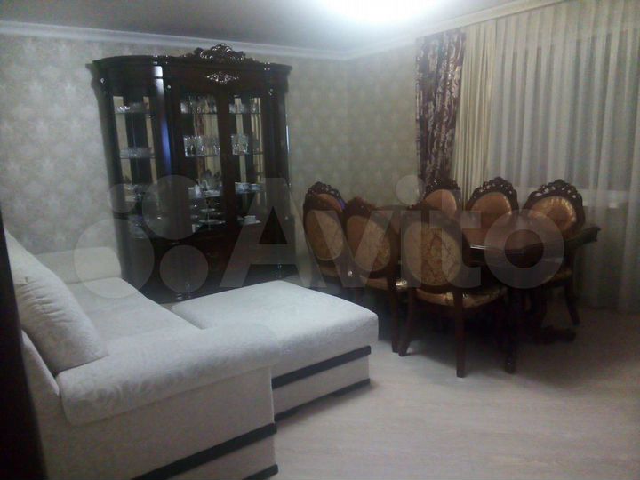 4-к. квартира, 93 м², 5/5 эт.