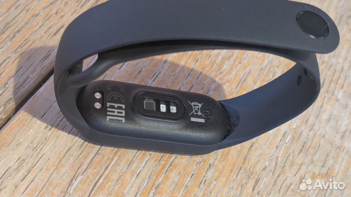 Часы xiaomi mi band 6