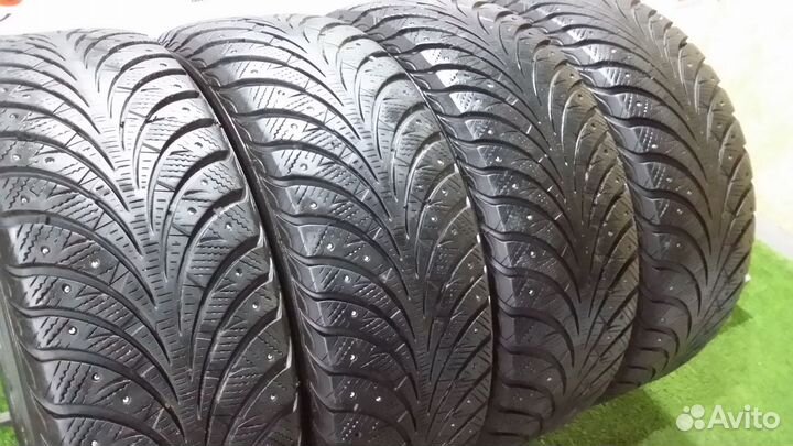 Sava Eskimo Stud 205/55 R16