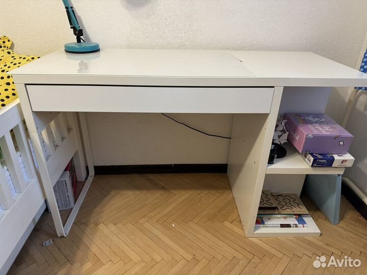 Письменный стол IKEA