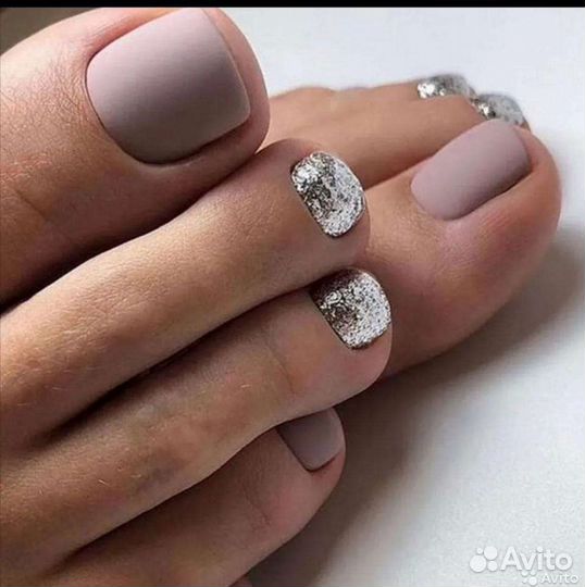 Маникюр, педикюр