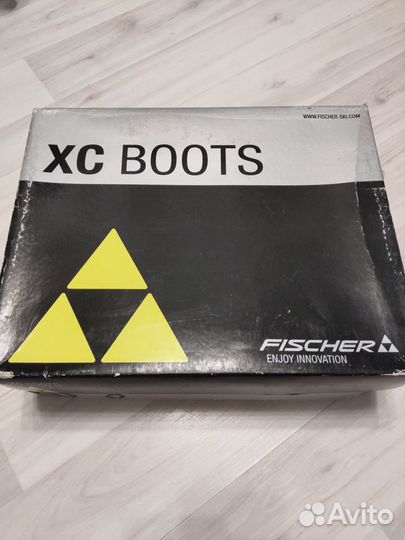 Лыжные ботинки fischer