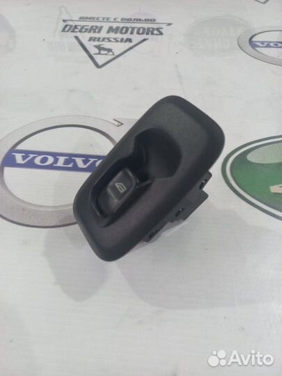 Кнопка стеклоподъемников задняя Volvo S60 S80 XC90