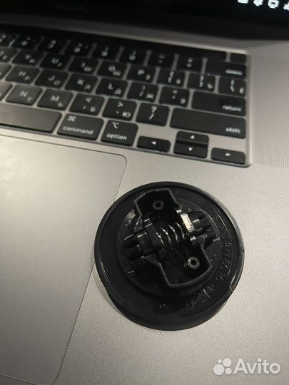 Значок mercedes на капот