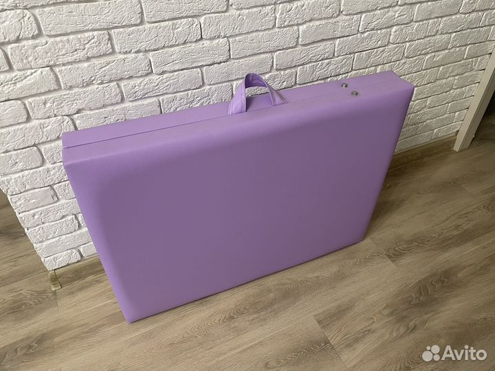 Массажный стол- кушетка.новый