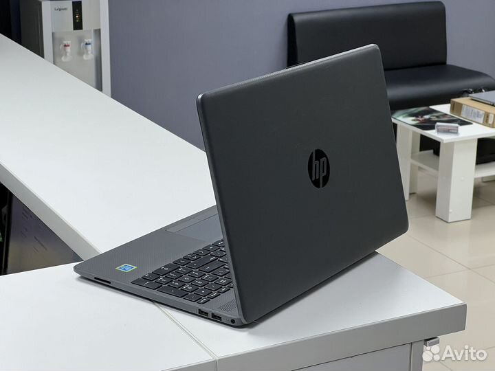 Мощный офисный ноутбук HP/Pentium Gold/SSD