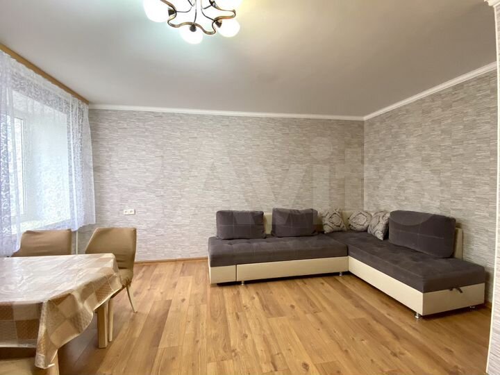 2-к. квартира, 60 м², 3/5 эт.