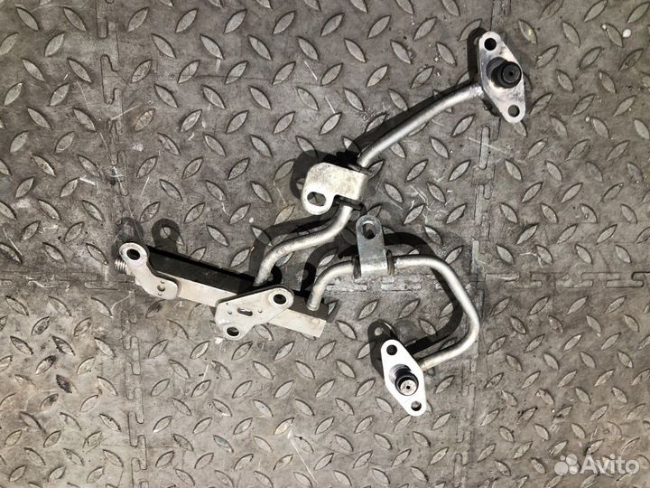 Трубка топливная (Infiniti QX56)