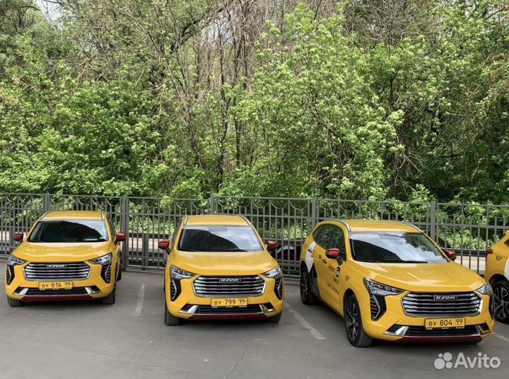 Водитель Geely Atlas pro комфорт класс