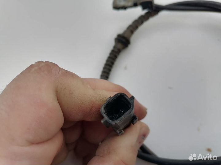 Датчик абс задний Renault Fluence Megane 3