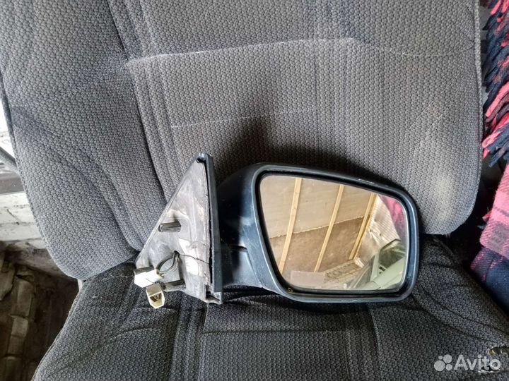 Продам зеркало на лада гранта