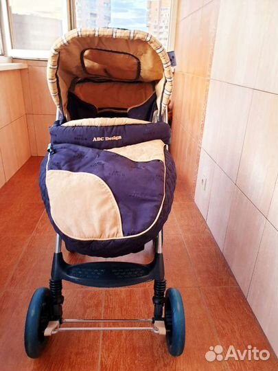 Коляска (Прогулочная коляска)