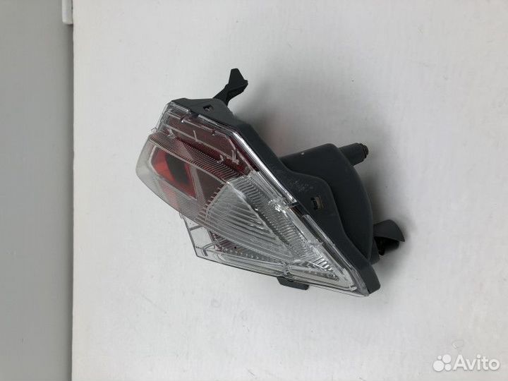 Фонарь задний в бампер правый Toyota RAV 4 4 (CA40