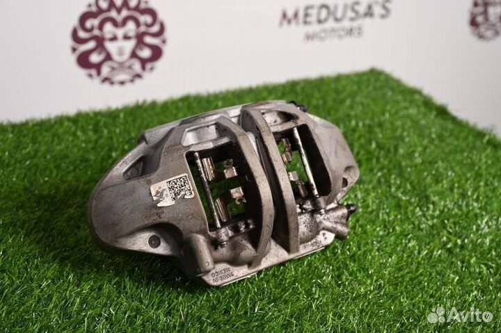 Суппорт тормозной передний левый Audi Q5 2.0