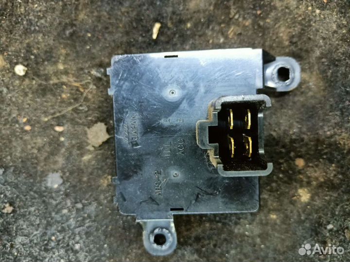 Часы Toyota Hilux V