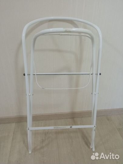 Подставка на ванну