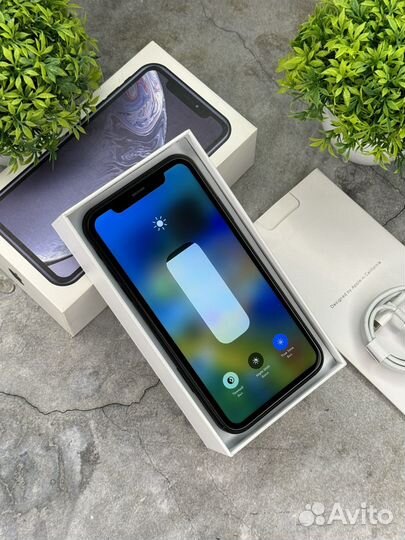 iPhone Xr, 128 ГБ