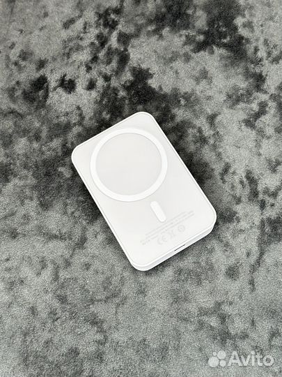 Apple MagSafe battery pack 10000 mah