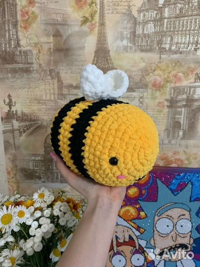 Пчелка из плюшевой пряжи