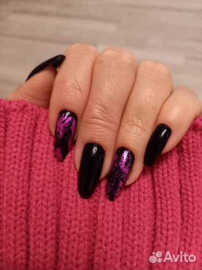 Маникюр педикюр