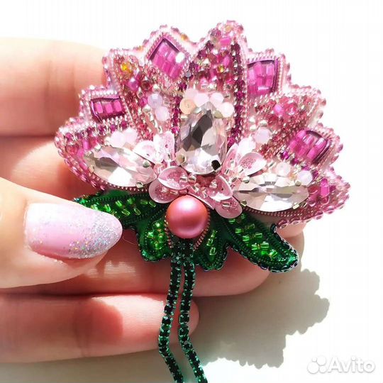 Брошь ручной работы