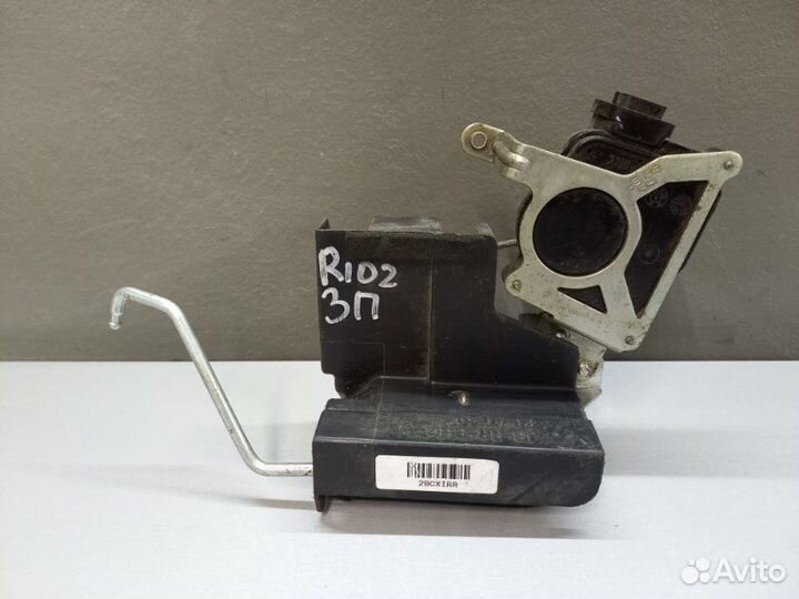 Замок двери задний правый Kia Rio 2 2011