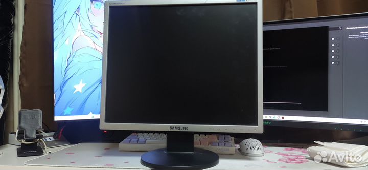 Монитор Samsung 943N