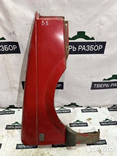 Крыло переднее правое Volkswagen Passat B3