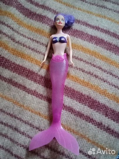 Барби-русалка с мигающим хвостом