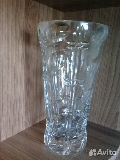 Хрустальная ваза