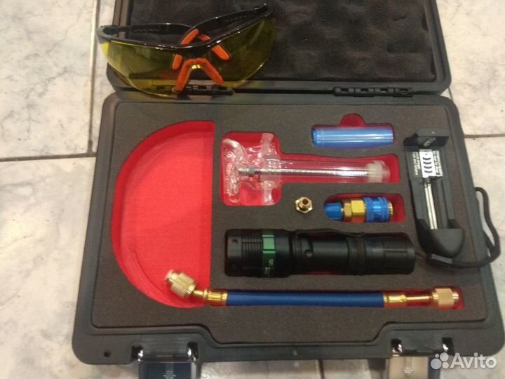 Набор для поиска утечек фреона