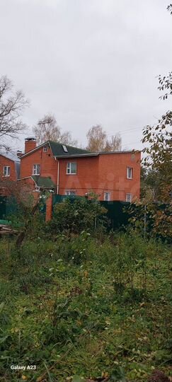 Дом 165 м² на участке 4 сот.