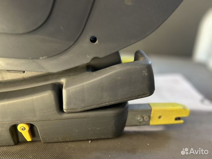 Кресло юного путешественника Isofix