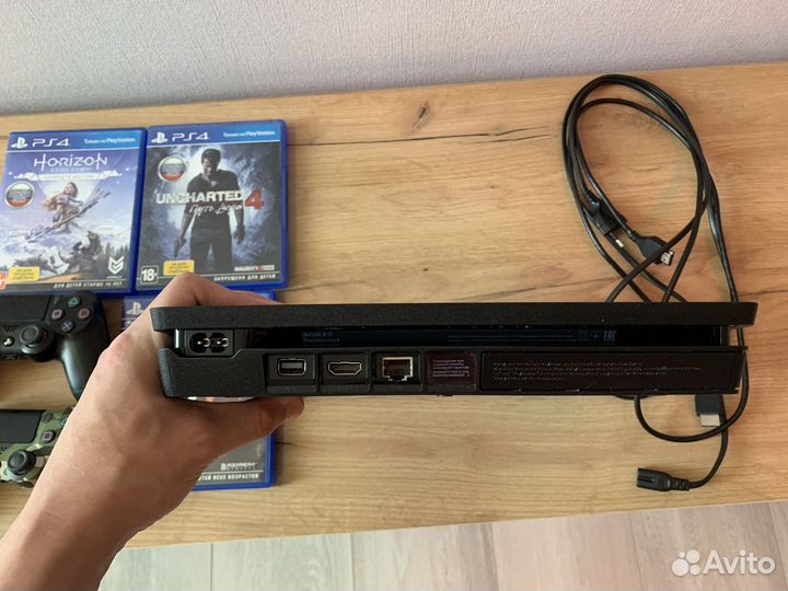 Sony Playstation 4 Slim 1TB Идеал