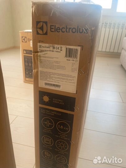 Электрический камин Electrolux EFP/W 1100ULS