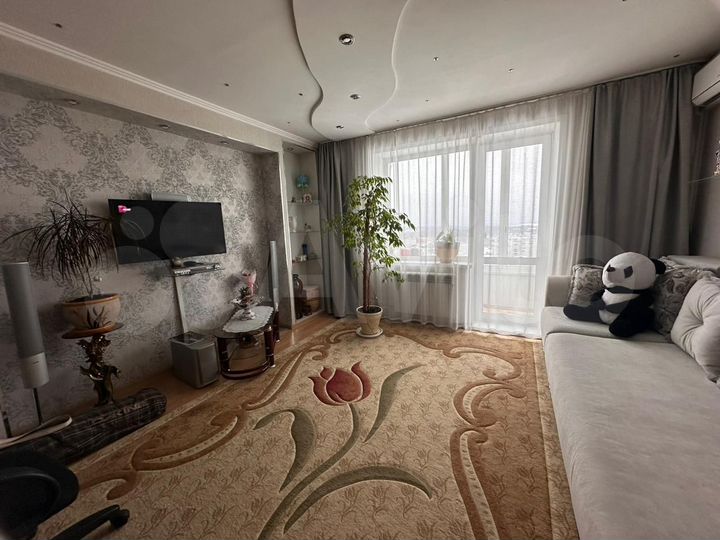 4-к. квартира, 76 м², 9/9 эт.