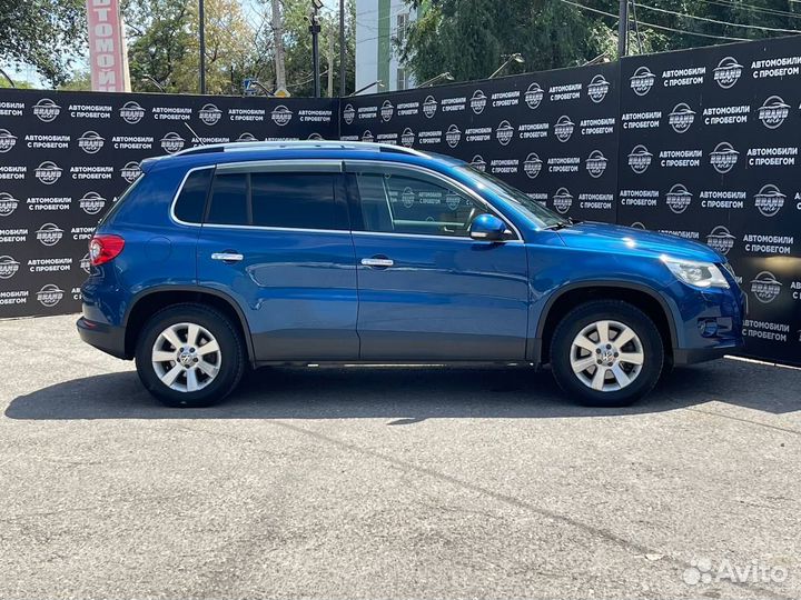 Volkswagen Tiguan 2.0 AT, 2010, 88 900 км